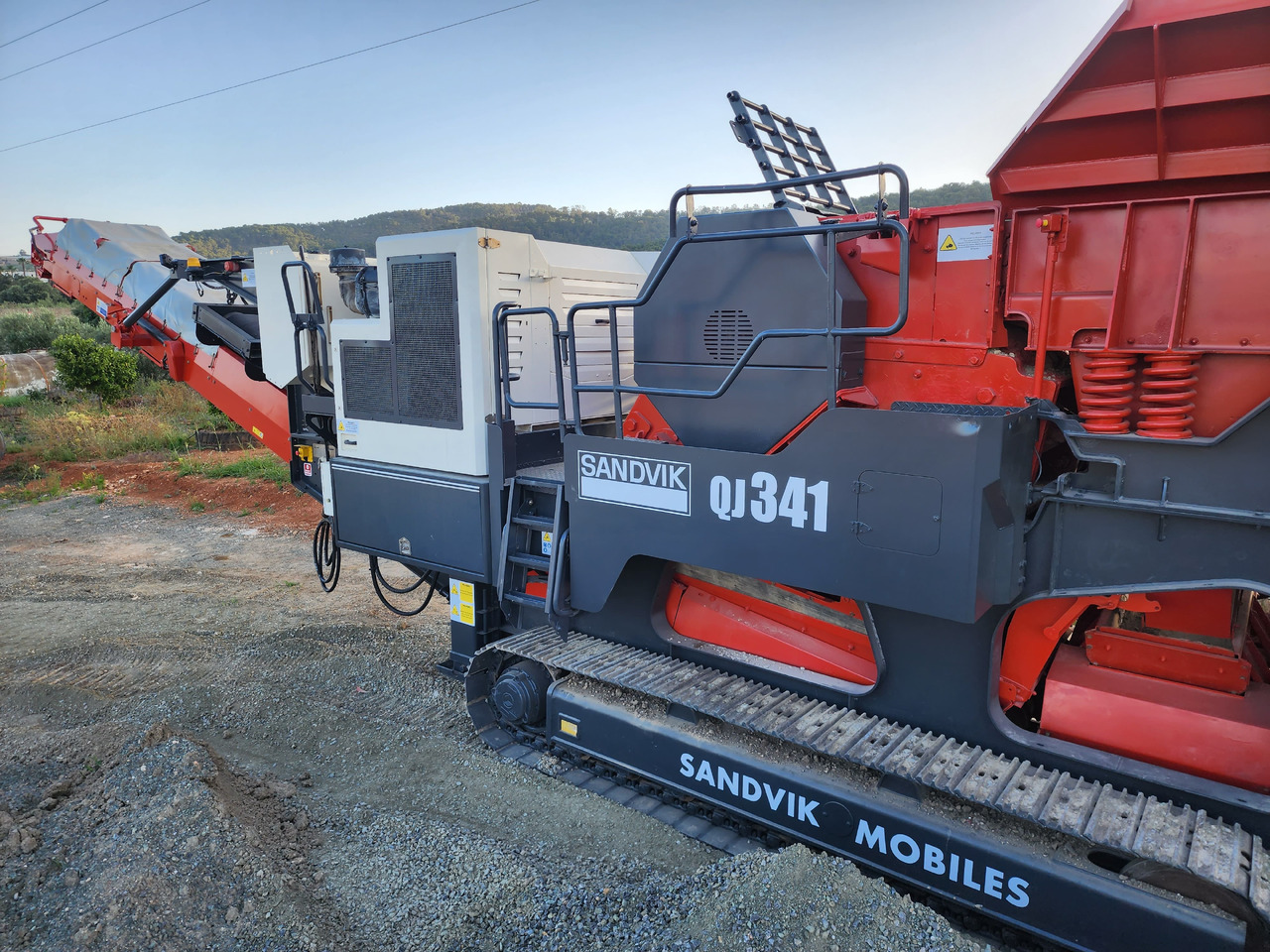 SANDVIK QJ341 - Concasseur à mâchoires: photos 4 SANDVIK QJ341 - Concasseur à mâchoires: photos 4