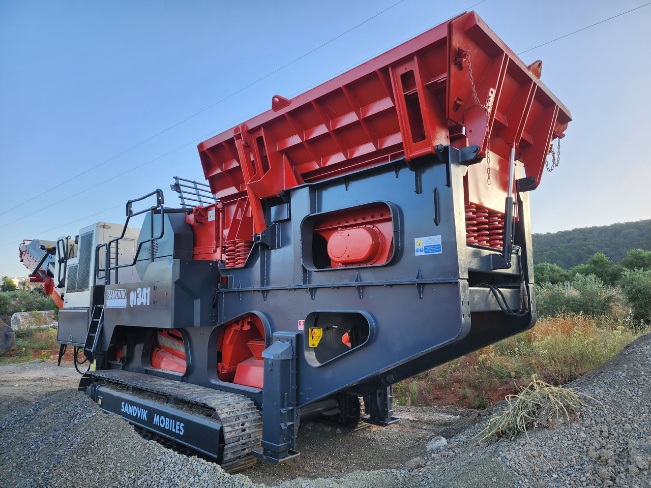 SANDVIK QJ341 - Concasseur à mâchoires: photos 2 SANDVIK QJ341 - Concasseur à mâchoires: photos 2