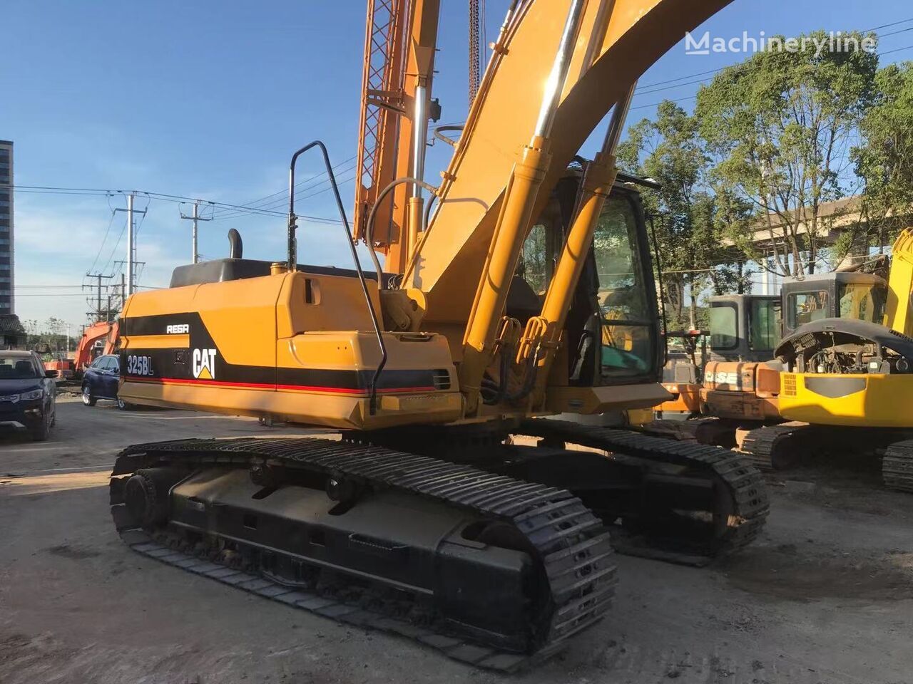 Caterpillar Caterpillar 330B 325B - Pelle sur chenille: photos 1 Caterpillar Caterpillar 330B 325B - Pelle sur chenille: photos 1