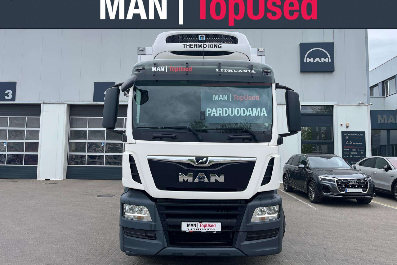 MAN 26.420 6x2-4 THERMO KING (8518) - Camion frigorifique: photos 2 MAN 26.420 6x2-4 THERMO KING (8518) - Camion frigorifique: photos 2