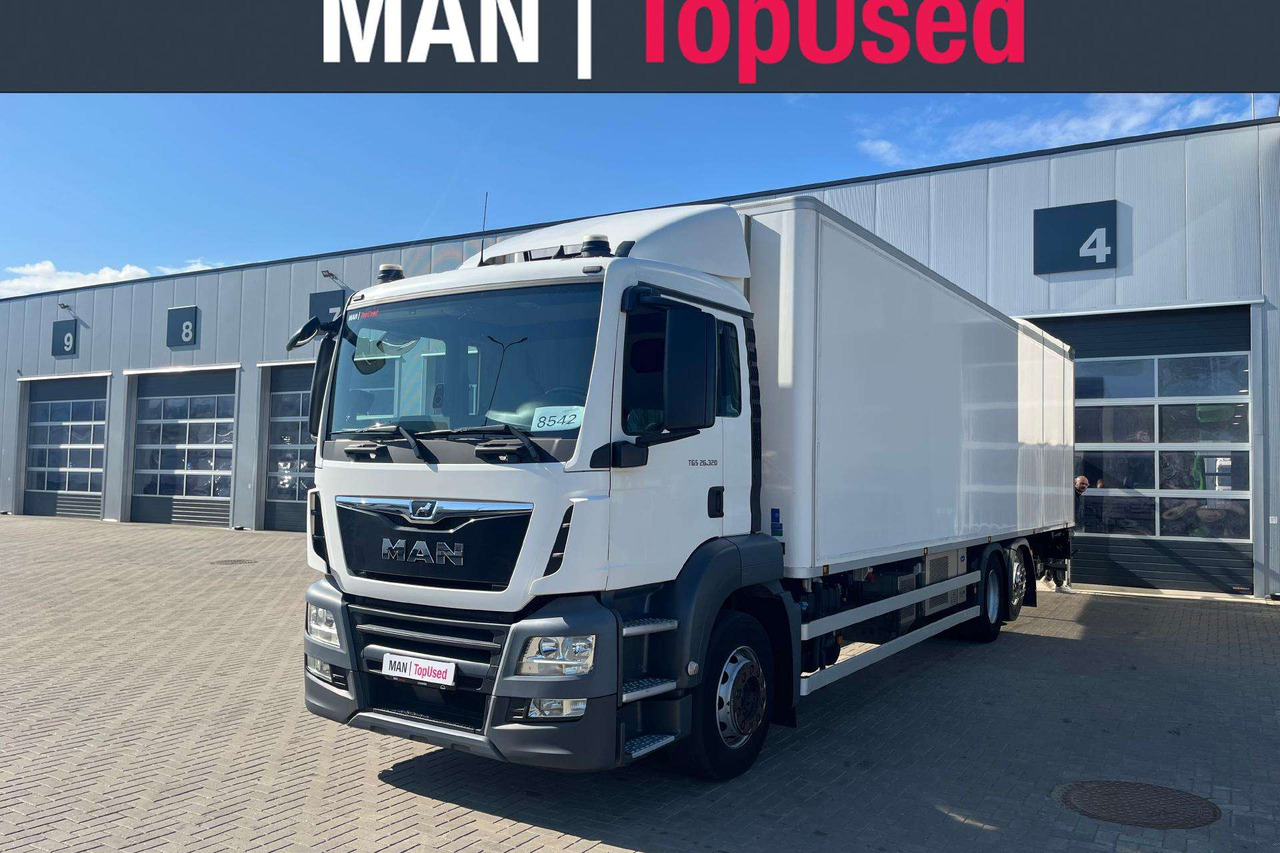 MAN TGS 26.320 6X2-4 Carrier Frigo (8542) - Camion frigorifique: photos 1 MAN TGS 26.320 6X2-4 Carrier Frigo (8542) - Camion frigorifique: photos 1