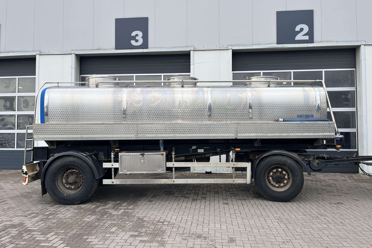 MAN TGS 26.400 6X2-2 Plandex (08632) - Camion citerne: photos 5 MAN TGS 26.400 6X2-2 Plandex (08632) - Camion citerne: photos 5
