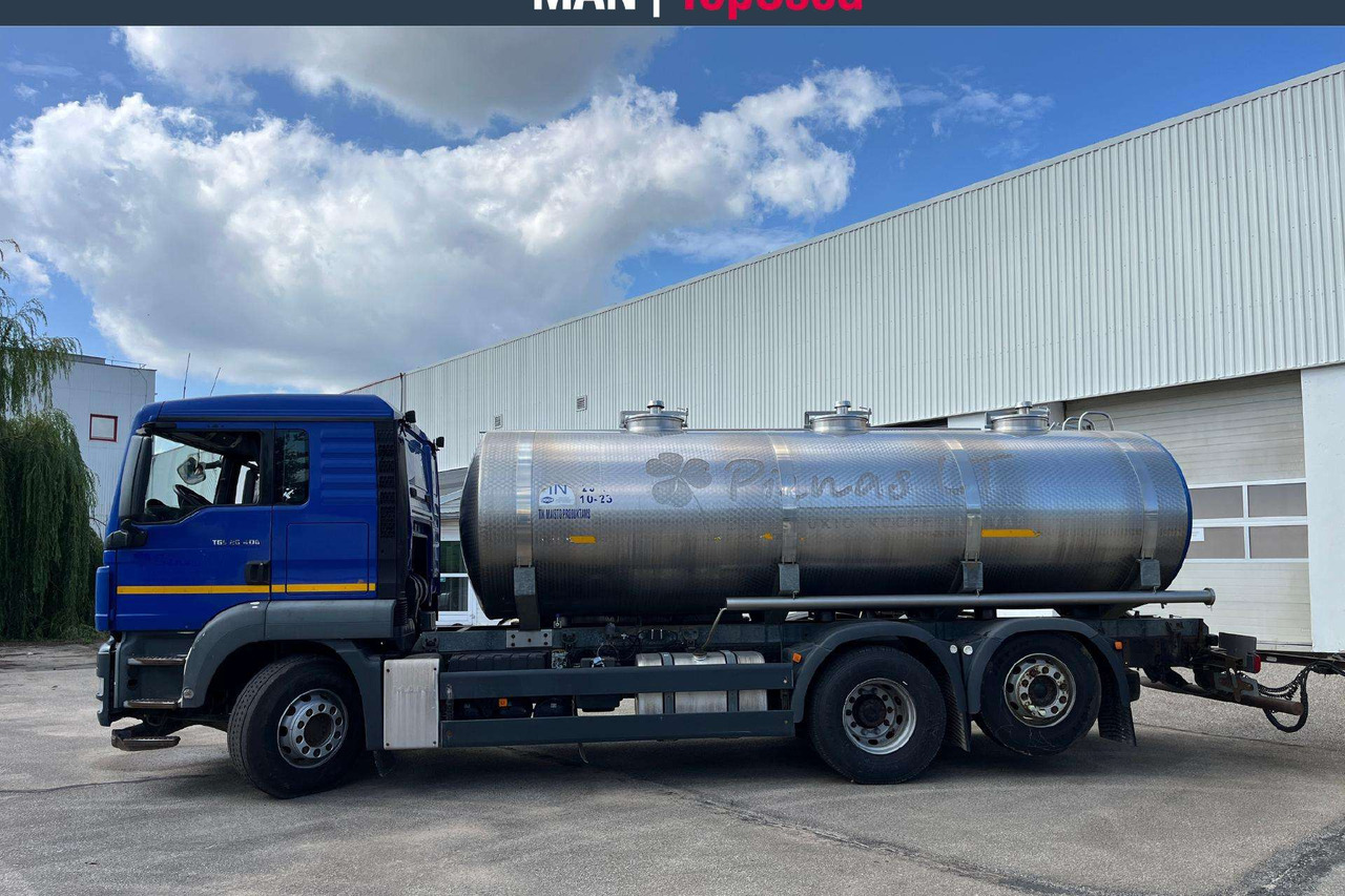 MAN TGS 26.400 6X2-2 Plandex (8833) - Camion citerne: photos 3 MAN TGS 26.400 6X2-2 Plandex (8833) - Camion citerne: photos 3