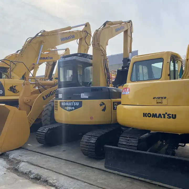 8 ton Second hand Komatsu Hydraulic Crawel excavator PC78US with low price for sale - Pelle sur chenille: photos 1 8 ton Second hand Komatsu Hydraulic Crawel excavator PC78US with low price for sale - Pelle sur chenille: photos 1