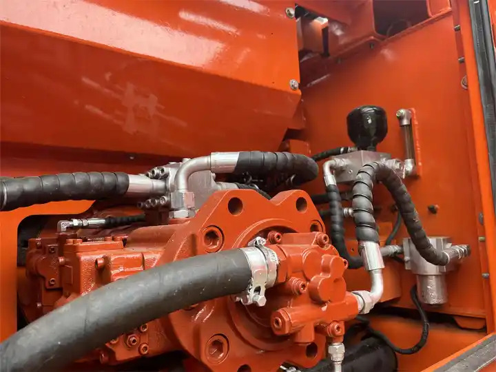 90% new used 22t Doosan DH220LC-9E DH220-9 DH220-9E DH220LC-9 crawler excavator - Pelle sur chenille: photos 4 90% new used 22t Doosan DH220LC-9E DH220-9 DH220-9E DH220LC-9 crawler excavator - Pelle sur chenille: photos 4