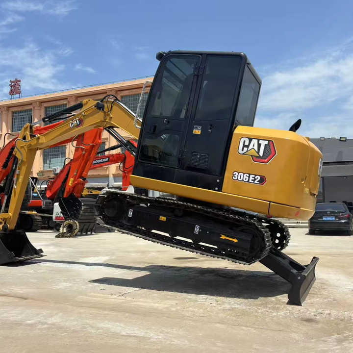 CAT 306E Used Excavator Latest Model 6tons 95% New Original with EPA CE Excavator Cat 306 mini digger excavator - Pelle: photos 1 CAT 306E Used Excavator Latest Model 6tons 95% New Original with EPA CE Excavator Cat 306 mini digger excavator - Pelle: photos 1