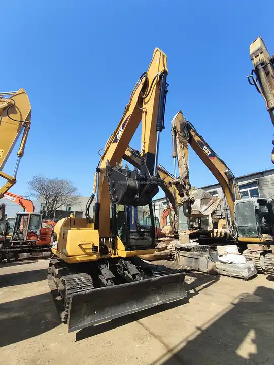 Cheap Price Second Hand Cat 312c Excavator Original Japan Used Cat 312 C Excavator In Good Condition ready to supply - Pelle sur chenille: photos 5 Cheap Price Second Hand Cat 312c Excavator Original Japan Used Cat 312 C Excavator In Good Condition ready to supply - Pelle sur chenille: photos 5