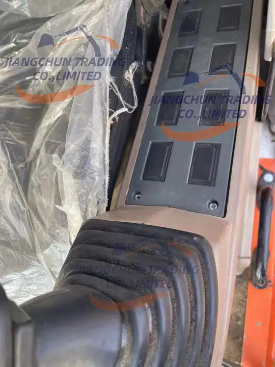 Doosan DH220 20 Tons Amphibious excavators Used DH220LC-7 Amphibious Excavator - Pelle: photos 4 Doosan DH220 20 Tons Amphibious excavators Used DH220LC-7 Amphibious Excavator - Pelle: photos 4