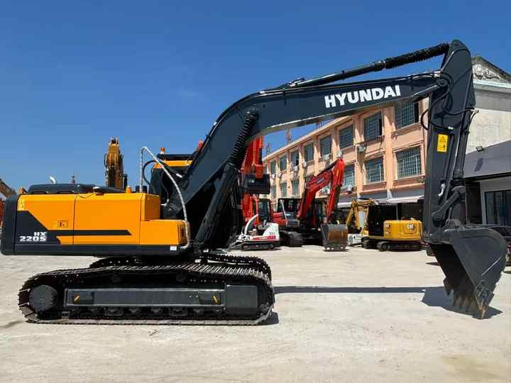 HYUNDAI 96% New HX220s Used Excavator, Korea 22 Ton HX210 HX225 HX 210 220 225 9S 22Ton Crawler Radio Digger Equipment Machine - Pelle: photos 4 HYUNDAI 96% New HX220s Used Excavator, Korea 22 Ton HX210 HX225 HX 210 220 225 9S 22Ton Crawler Radio Digger Equipment Machine - Pelle: photos 4