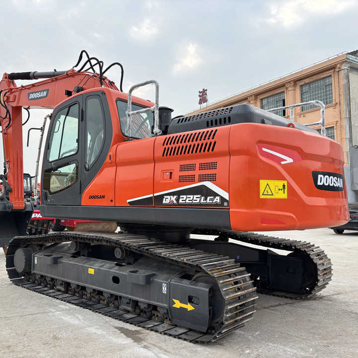 High Quality Korea Made 2019 Year Doosan Brand Dx225 Dx225lc Dx225lca Crawler Excavator - Pelle sur chenille: photos 1 High Quality Korea Made 2019 Year Doosan Brand Dx225 Dx225lc Dx225lca Crawler Excavator - Pelle sur chenille: photos 1