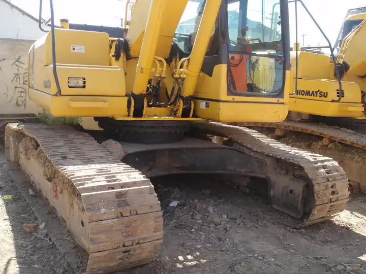 Hot sell Komatsu PC220 Buy Komatsu PC220 Kamatsu Excavator PC220 Price New Komatsu PC220 pc200 pc240 Excavator - Pelle: photos 3 Hot sell Komatsu PC220 Buy Komatsu PC220 Kamatsu Excavator PC220 Price New Komatsu PC220 pc200 pc240 Excavator - Pelle: photos 3
