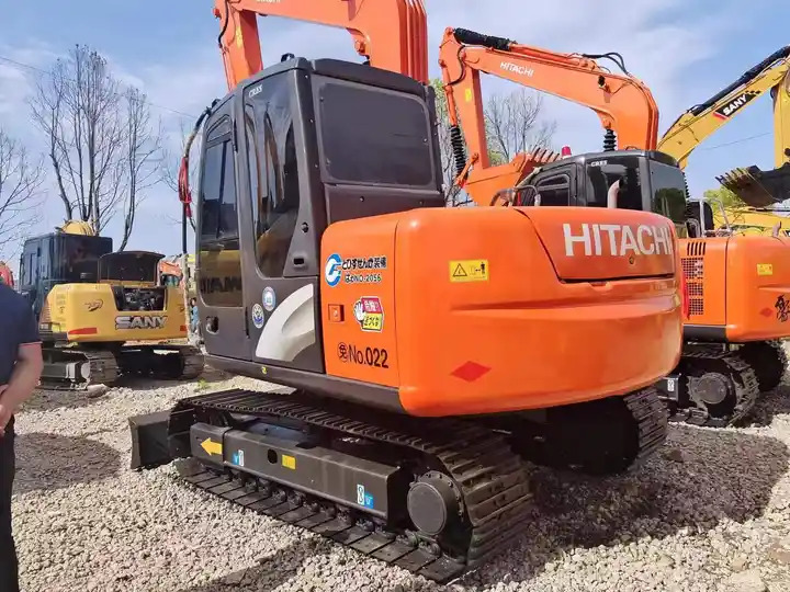 Hydraulic Hitachi Used Small Excavator Zx70 With Ripper 7ton Used Excavator Factory Price From In Shanghai - Pelle sur chenille: photos 2 Hydraulic Hitachi Used Small Excavator Zx70 With Ripper 7ton Used Excavator Factory Price From In Shanghai - Pelle sur chenille: photos 2