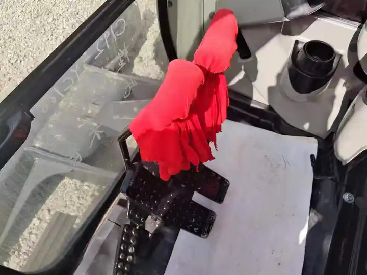 Hydraulic Hitachi Used Small Excavator Zx70 With Ripper 7ton Used Excavator Factory Price From In Shanghai - Pelle sur chenille: photos 5 Hydraulic Hitachi Used Small Excavator Zx70 With Ripper 7ton Used Excavator Factory Price From In Shanghai - Pelle sur chenille: photos 5