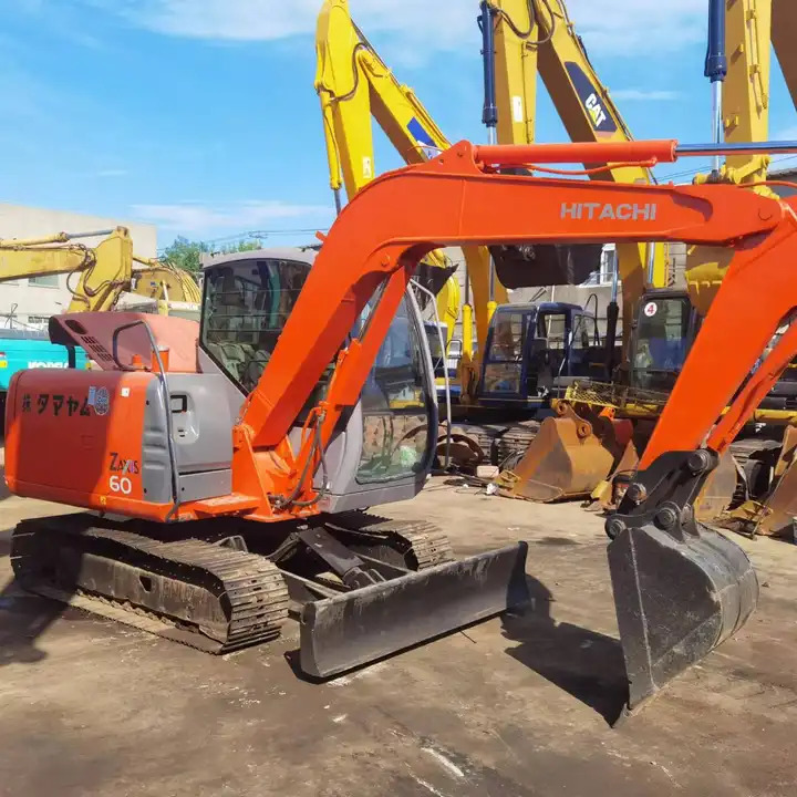 Original Used Excavator Made In Japan Tata Hitachi Zx60 Heavy Equipment 6 Tons 90% New - Pelle sur chenille: photos 1 Original Used Excavator Made In Japan Tata Hitachi Zx60 Heavy Equipment 6 Tons 90% New - Pelle sur chenille: photos 1