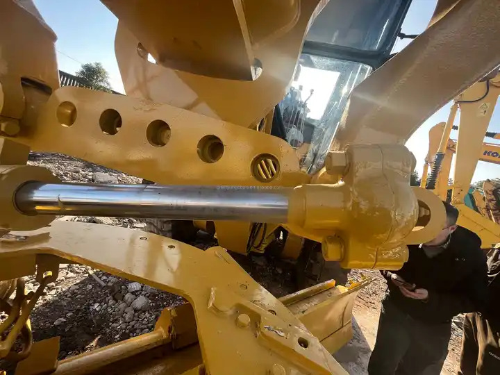 Original Well-Maintained CAT 140K Used Motor Grader for Sale,Second hand CAT 140G 140K wheel grader - Niveleuse: photos 4 Original Well-Maintained CAT 140K Used Motor Grader for Sale,Second hand CAT 140G 140K wheel grader - Niveleuse: photos 4