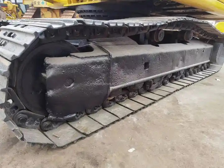 Original Well-Maintained Komatsu PC200-6 Used Excavator for sale - Pelle sur chenille: photos 4 Original Well-Maintained Komatsu PC200-6 Used Excavator for sale - Pelle sur chenille: photos 4