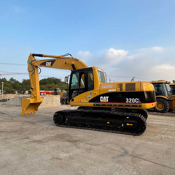 Selling Original Japanese Second-hand Cat 320C Excavator 20 Tons Caterpillar 320CL Excavator at Low Price - Pelle sur chenille: photos 1 Selling Original Japanese Second-hand Cat 320C Excavator 20 Tons Caterpillar 320CL Excavator at Low Price - Pelle sur chenille: photos 1