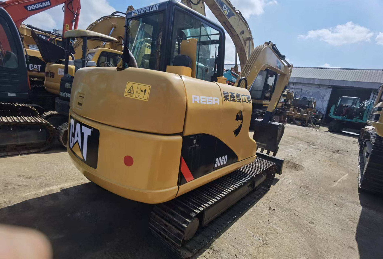 Used CAT 306D 306E 306E2 305.5  305  307 MINI EXCAVATOR - Pelle sur chenille: photos 2 Used CAT 306D 306E 306E2 305.5  305  307 MINI EXCAVATOR - Pelle sur chenille: photos 2