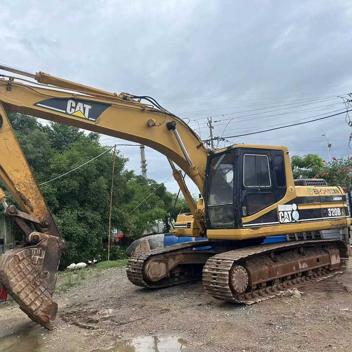 Used Excavator Cat 320bl Best Second Hand Excavator Caterpillar 320 320d 320b for Sale in Shanghai - Pelle sur chenille: photos 2 Used Excavator Cat 320bl Best Second Hand Excavator Caterpillar 320 320d 320b for Sale in Shanghai - Pelle sur chenille: photos 2