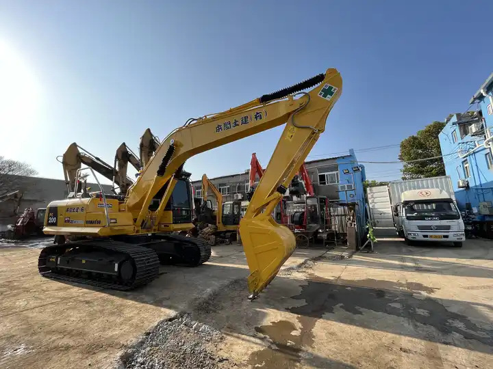 Used Komatsu Pc200-8 Excavator,20 Ton Komatsu Pc200-8n1 Pc220-8mo Hydraulic Crawler Backhoe Medium Excavator Rega In Stock - Pelle sur chenille: photos 3 Used Komatsu Pc200-8 Excavator,20 Ton Komatsu Pc200-8n1 Pc220-8mo Hydraulic Crawler Backhoe Medium Excavator Rega In Stock - Pelle sur chenille: photos 3