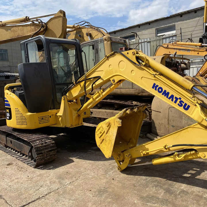 Used komatsu PC 56-7 pc55 Pc60-7 Crawler Excavator 6 Ton Excavator In Shanghai China For Sale PC 60 60-7 PC60 Nice excavator - Pelle sur chenille: photos 1 Used komatsu PC 56-7 pc55 Pc60-7 Crawler Excavator 6 Ton Excavator In Shanghai China For Sale PC 60 60-7 PC60 Nice excavator - Pelle sur chenille: photos 1