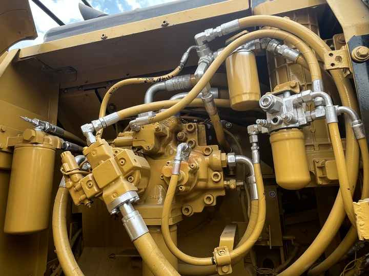 Perfect performance caterpillar Used Hydraulic Crawler Excavator Suitable 336D2L 336D2 336D - Pelle sur chenille: photos 3 Perfect performance caterpillar Used Hydraulic Crawler Excavator Suitable 336D2L 336D2 336D - Pelle sur chenille: photos 3