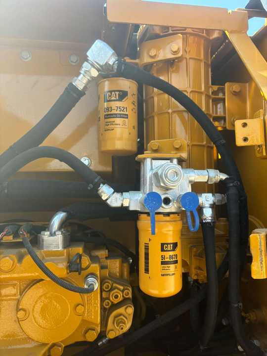 Pelle sur chenille used Excavator cat 320dsed Excavator Original Crawler Used CAT 320 Excavator 320D Caterpillar Machinery: photos 6 Pelle sur chenille used Excavator cat 320dsed Excavator Original Crawler Used CAT 320 Excavator 320D Caterpillar Machinery: photos 6