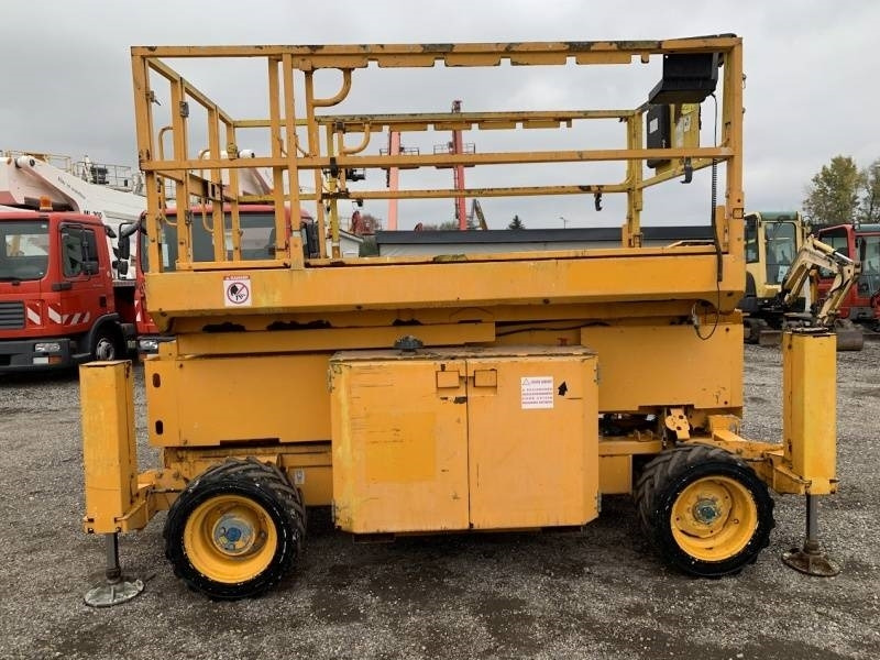 Genie GS-2669 - 10 m, 4x4, diesel - Nacelle ciseaux: photos 4 Genie GS-2669 - 10 m, 4x4, diesel - Nacelle ciseaux: photos 4