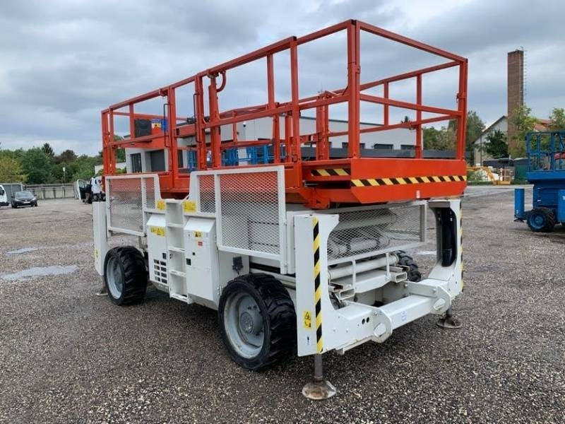Genie GS3390 - 12,06 m - 4x4 - diesel - Nacelle ciseaux: photos 1 Genie GS3390 - 12,06 m - 4x4 - diesel - Nacelle ciseaux: photos 1