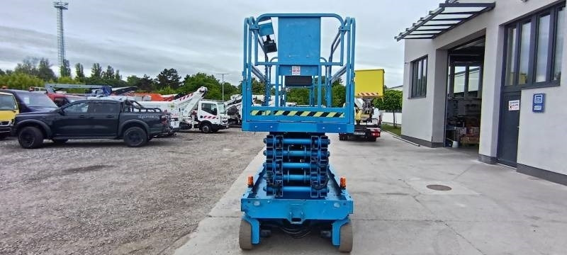 Genie GS4047 - 13,7m - electric - Nacelle ciseaux: photos 3 Genie GS4047 - 13,7m - electric - Nacelle ciseaux: photos 3