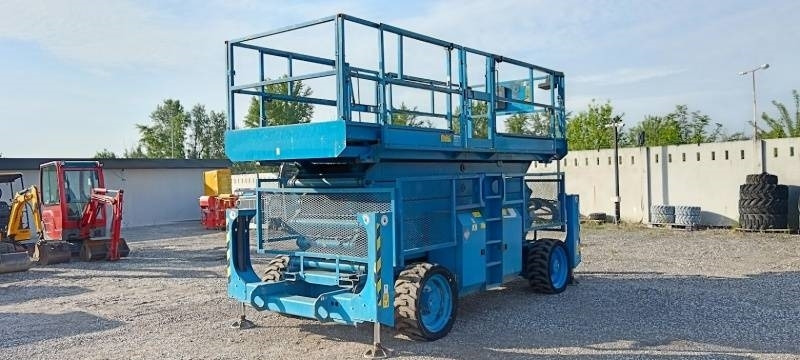 Genie GS5390 - 18m - 4x4 - Diesel - Nacelle ciseaux: photos 2 Genie GS5390 - 18m - 4x4 - Diesel - Nacelle ciseaux: photos 2