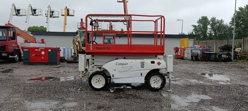 Haulotte Compact 10 DX - 4x4 - 10m - diesel - Nacelle ciseaux: photos 5 Haulotte Compact 10 DX - 4x4 - 10m - diesel - Nacelle ciseaux: photos 5