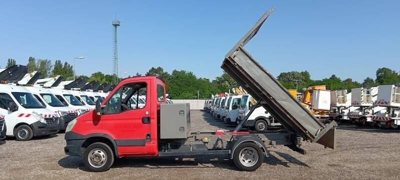 Iveco 35C13 - Tipper - Camion benne: photos 2 Iveco 35C13 - Tipper - Camion benne: photos 2