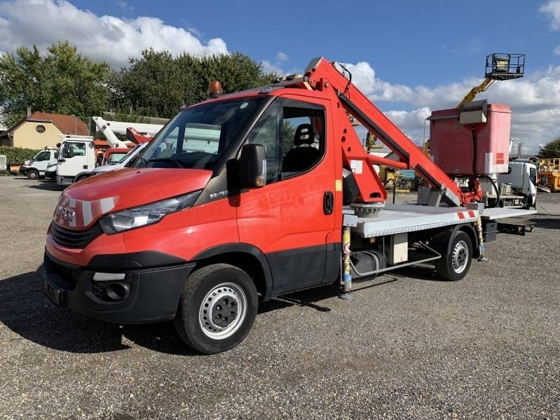 Iveco Daily GSR E169TR - 16,05 m - 200 kg - Camion avec nacelle: photos 2 Iveco Daily GSR E169TR - 16,05 m - 200 kg - Camion avec nacelle: photos 2