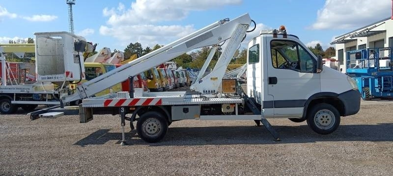 Iveco Daily Multitel 160 ALU DS - 16m - Camion avec nacelle: photos 4 Iveco Daily Multitel 160 ALU DS - 16m - Camion avec nacelle: photos 4