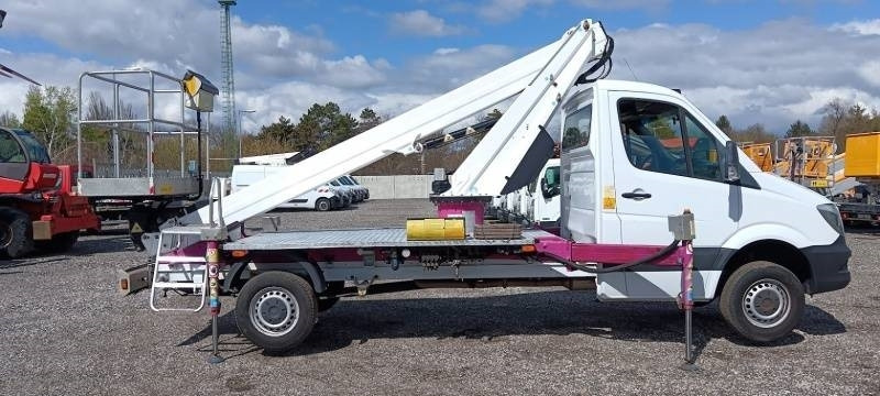 Mercedes-Benz Sprinter GSR B180T - 17,8m - 300 kg - Camion avec nacelle: photos 4 Mercedes-Benz Sprinter GSR B180T - 17,8m - 300 kg - Camion avec nacelle: photos 4