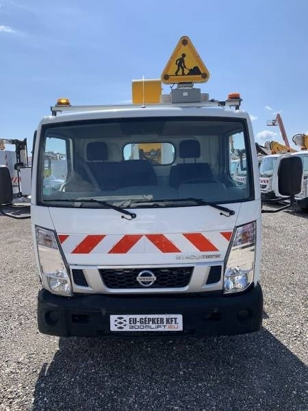 Nissan Cabstar France Elevateur Topy 11 - 11 m - Camion avec nacelle: photos 3 Nissan Cabstar France Elevateur Topy 11 - 11 m - Camion avec nacelle: photos 3