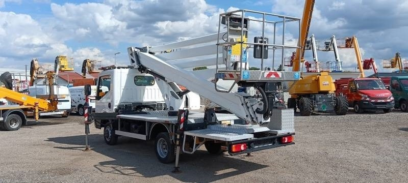 Camion avec nacelle Nissan Cabstar Oil&Steel Snake 2413 Plus - 23,5m - 250 kg: photos 7