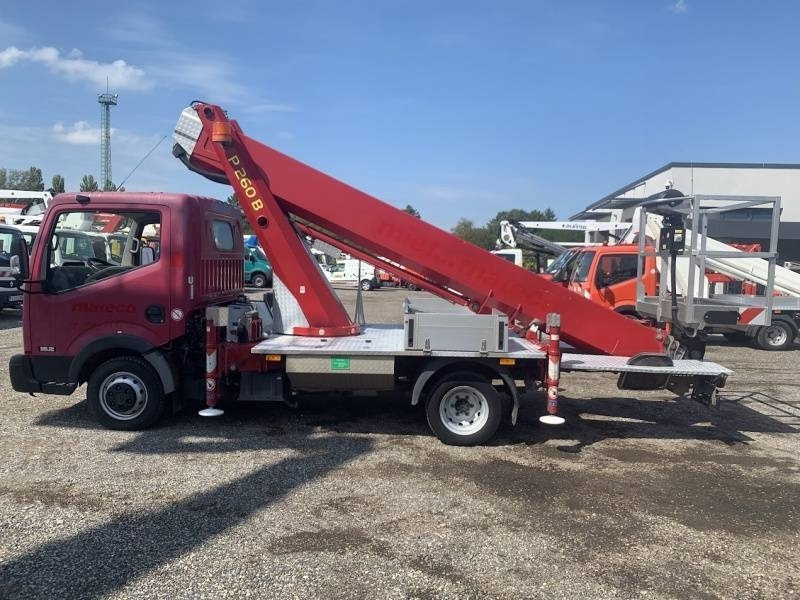 Nissan Cabstar Palfinger P260B - 25,6 m - 230 kg - Camion avec nacelle: photos 5 Nissan Cabstar Palfinger P260B - 25,6 m - 230 kg - Camion avec nacelle: photos 5