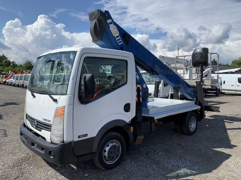 Nissan Cabstar Socage T318 - 18 m - 225 kg - Camion avec nacelle: photos 2 Nissan Cabstar Socage T318 - 18 m - 225 kg - Camion avec nacelle: photos 2
