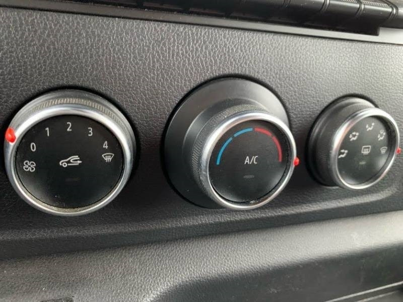 Camion avec nacelle Renault Master Klubb K32 - 12,5 m, 120 kg: photos 12