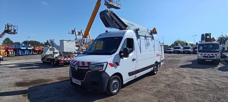 Renault Master Klubb KL32 - 12,5 m, 120 kg - Camion avec nacelle: photos 2 Renault Master Klubb KL32 - 12,5 m, 120 kg - Camion avec nacelle: photos 2