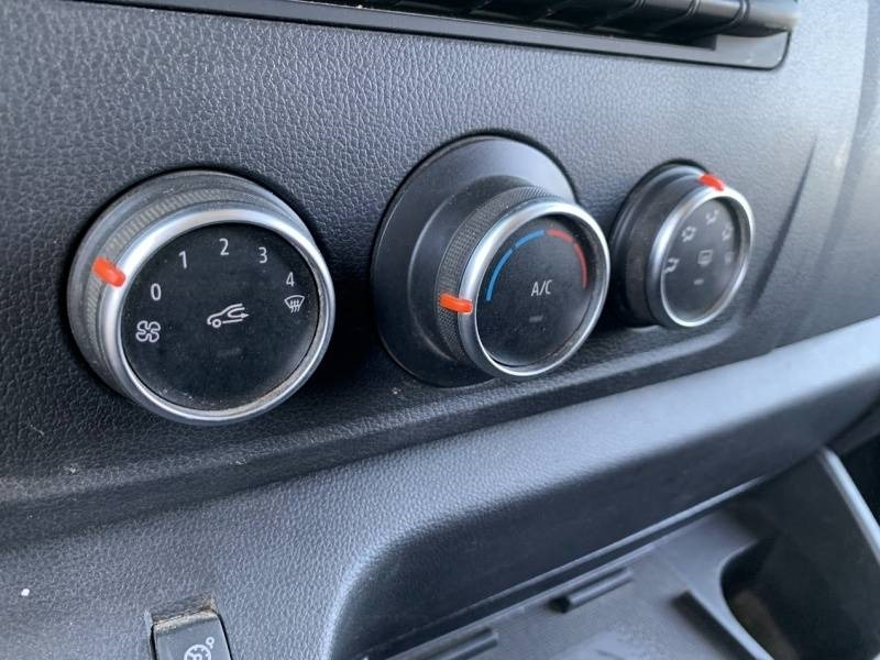 Camion avec nacelle Renault Master Versalift ETL-32-125 - 12,5 m - 120kg: photos 13