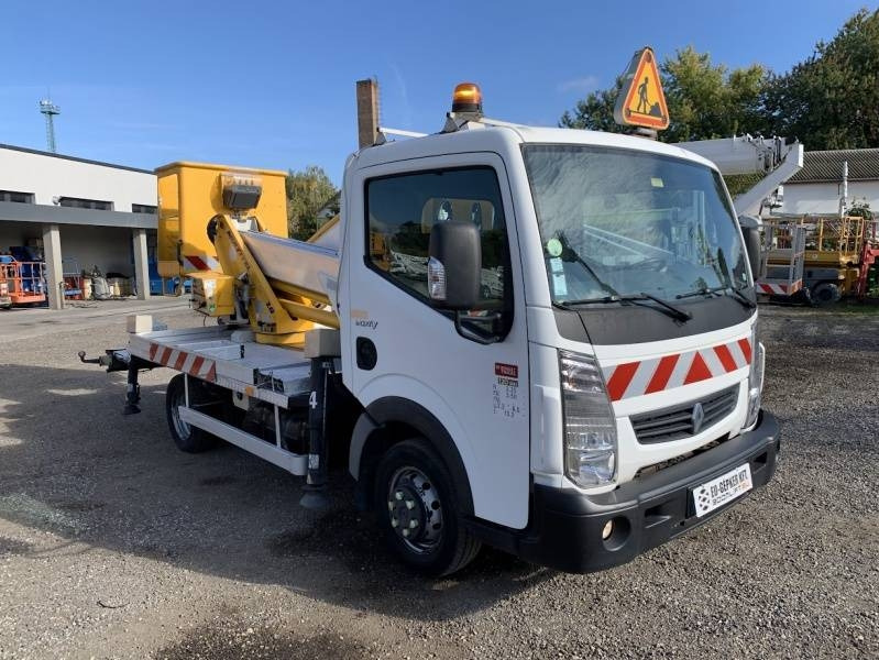Renault Maxity Multitel MX200 - 20 m - Camion avec nacelle: photos 1 Renault Maxity Multitel MX200 - 20 m - Camion avec nacelle: photos 1