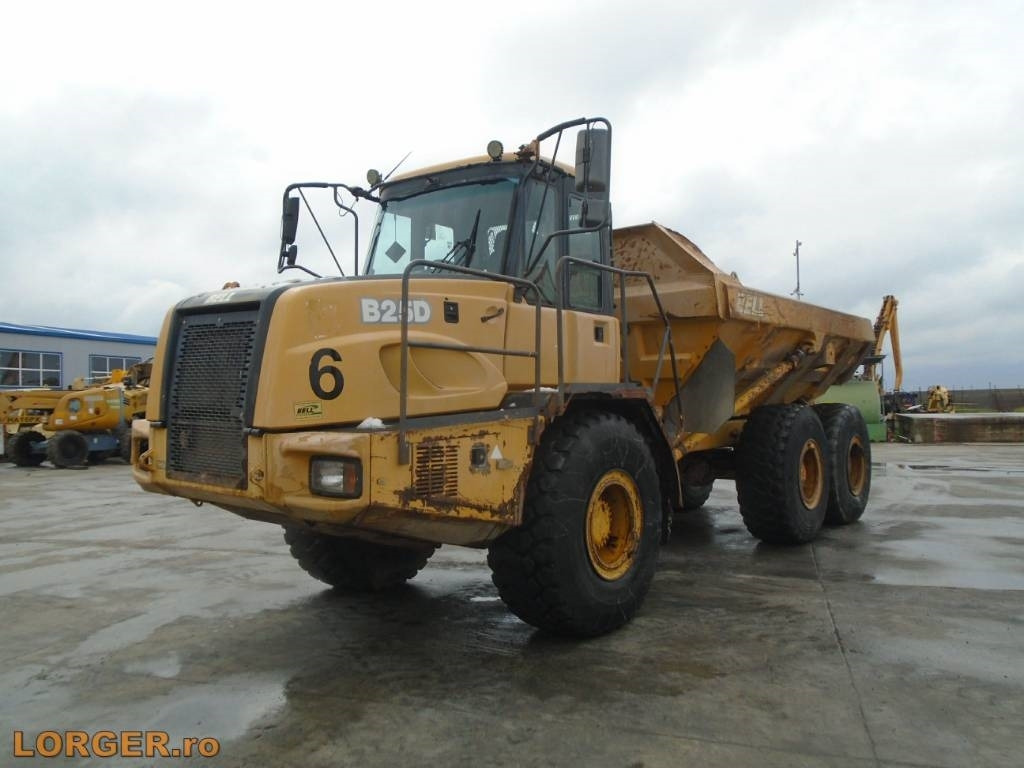 Bell B 25 D - Tombereau articulé: photos 1 Bell B 25 D - Tombereau articulé: photos 1