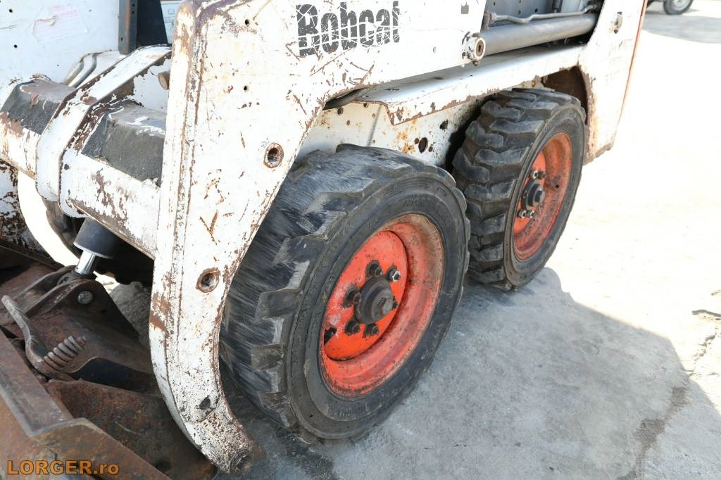 Crédit-bail Bobcat 553  Bobcat 553: photos 6