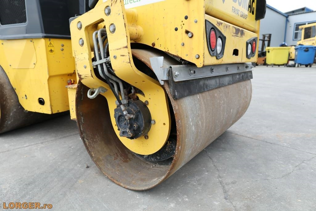 Rouleau compresseur Bomag BW 120 AD-5: photos 6