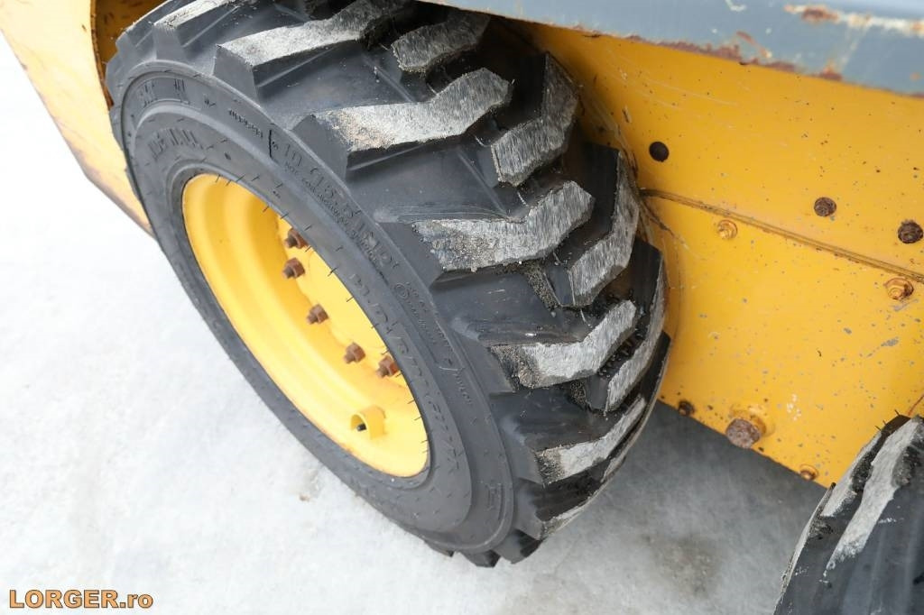 Mini chargeuse Gehl R 135: photos 15