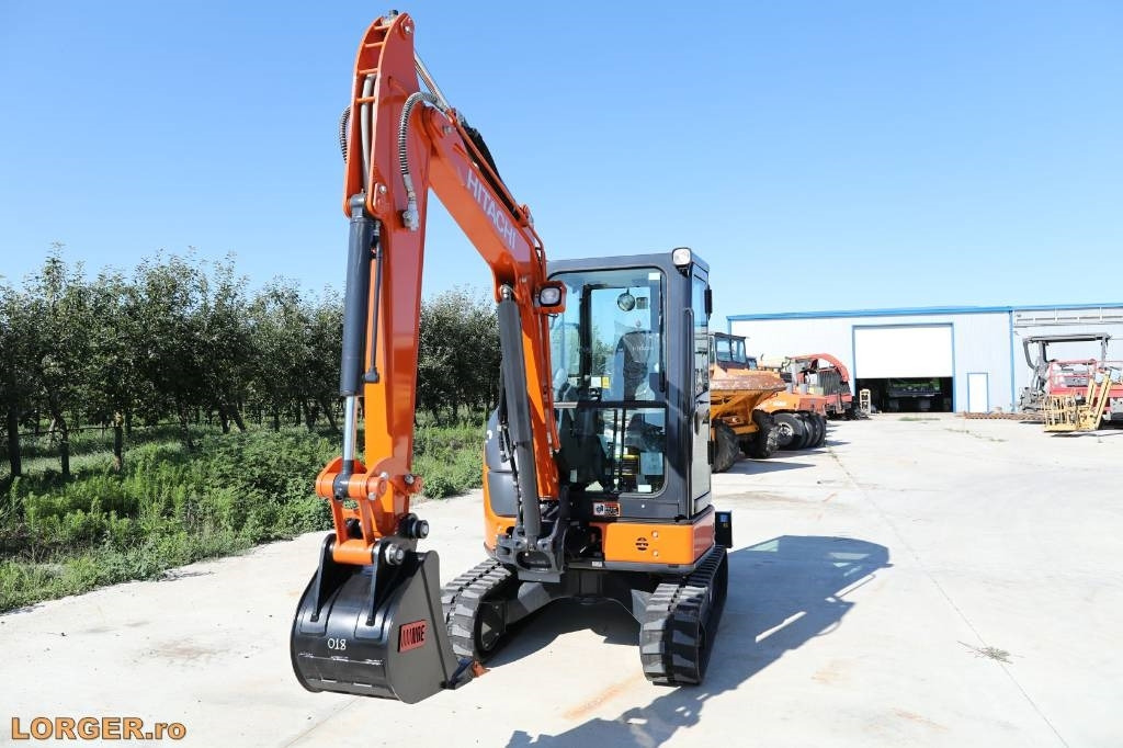Hitachi ZX 33 U-5A - Mini pelle: photos 3 Hitachi ZX 33 U-5A - Mini pelle: photos 3