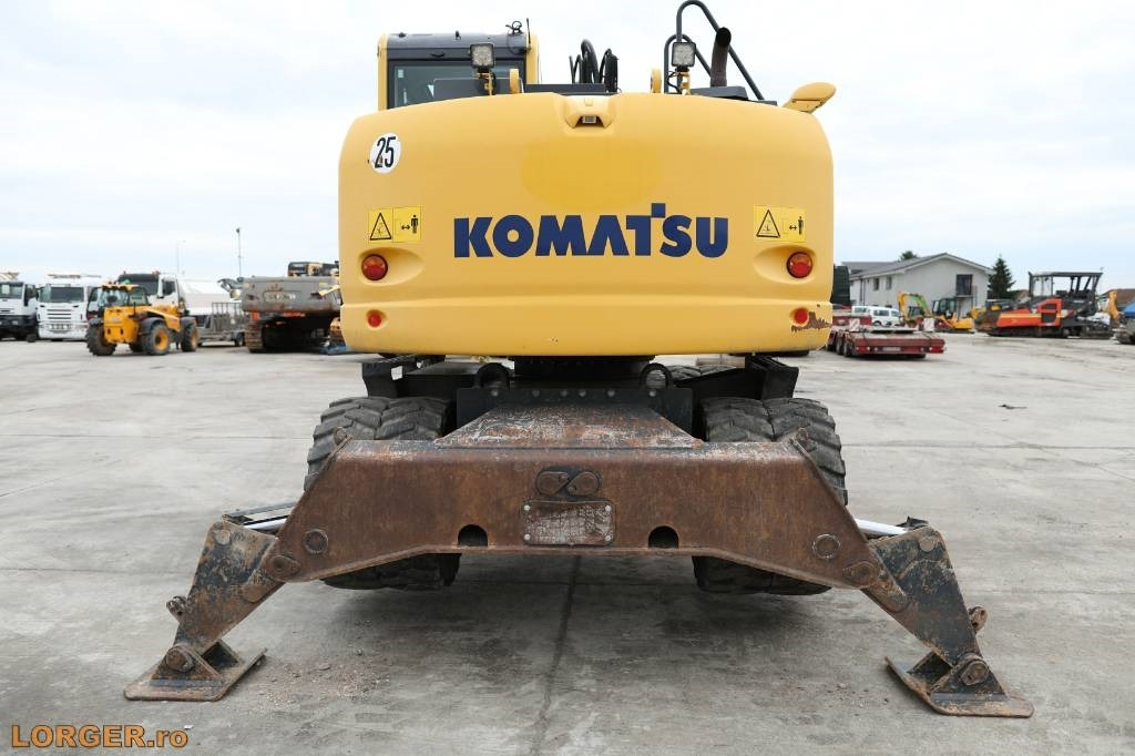 Komatsu PW 148-10 - Pelle sur pneus: photos 5 Komatsu PW 148-10 - Pelle sur pneus: photos 5